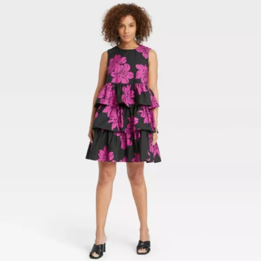 Who What Wear Dress Medium Floral Print Multi Tiered Mini Magenta Black NWOT